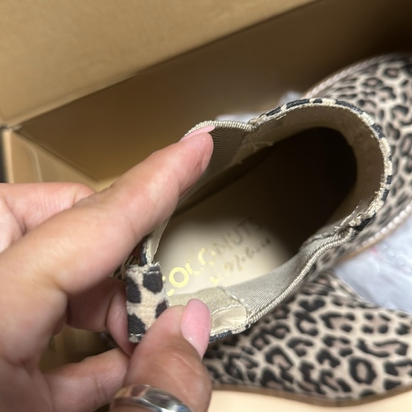Matisse Leopard print ankle boots. Size 8.5 Coconuts . - Picture 5 of 6